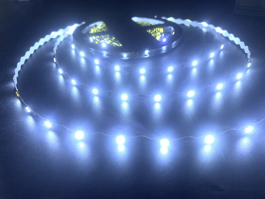 Van Flexibele LEIDENE van IP60 42D Zwart-wit LEIDENE Strooklichten SMD2835 t-Gevormde Lampriem